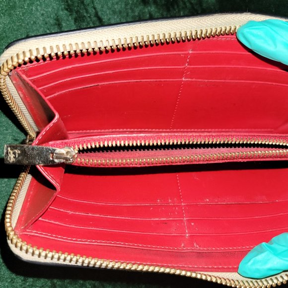 🎉 Cream Christian Louboutin Zip Around Panettone Wallet - Picture 8 of 10